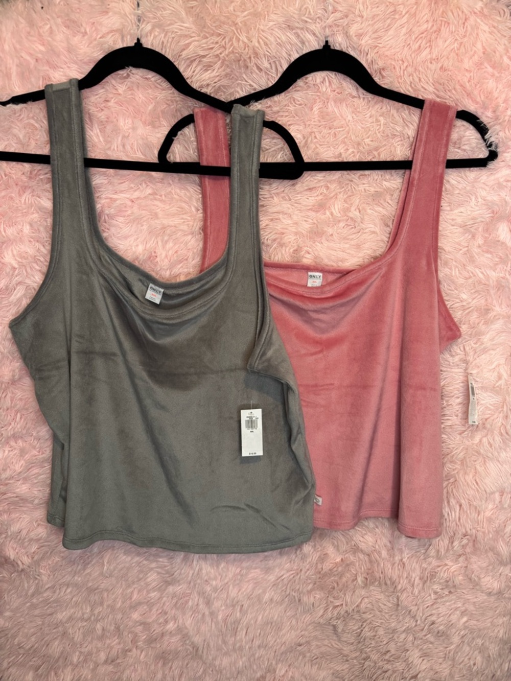 Old Navy Velvet Tank Tops - Gray and Pink NWT - Picture 2 of 6